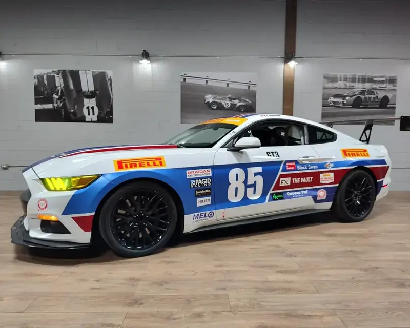 Ford Mustang GT #85